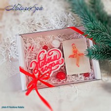 Набор мыла "Девочка Пинап и топпер С Новым Годом" - 1 в подарочной коробке
