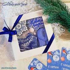 Набор мыла "Коньки, шарф, снежинка и "С Новым Годом"" в подарочной коробке