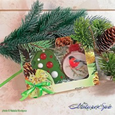 Набор мыла "Елка и елочный шар Снегирь" в подарочной коробке